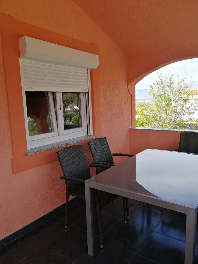 Apartmani Zdenka Vir Exterior foto