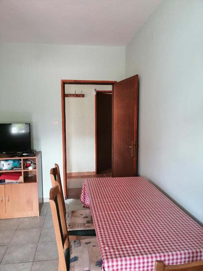 Apartmani Zdenka Vir Exterior foto