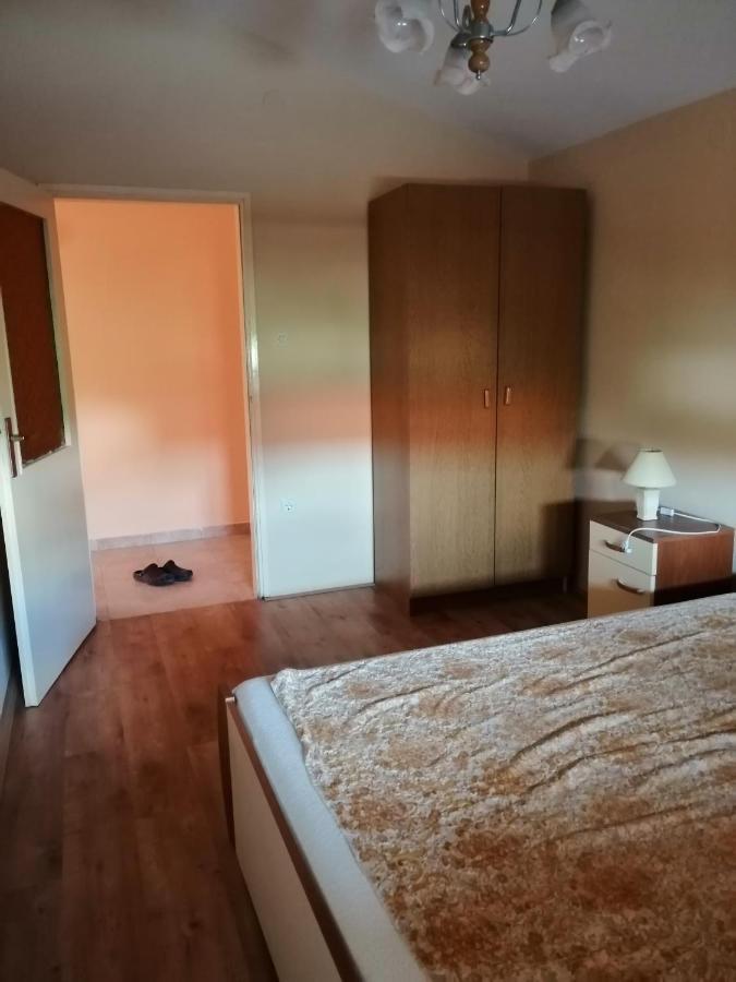 Apartmani Zdenka Vir Exterior foto