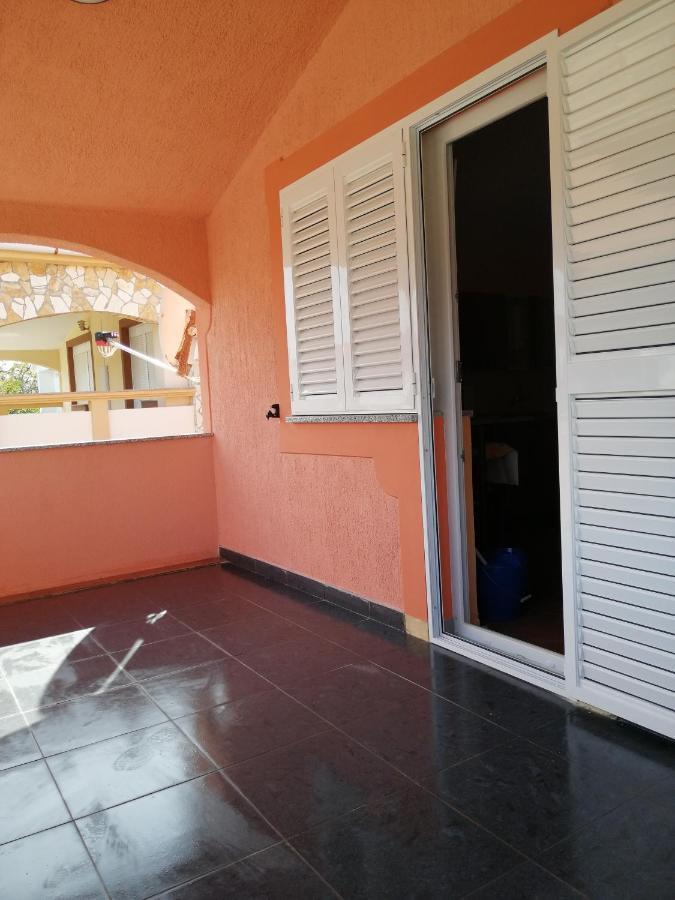 Apartmani Zdenka Vir Exterior foto