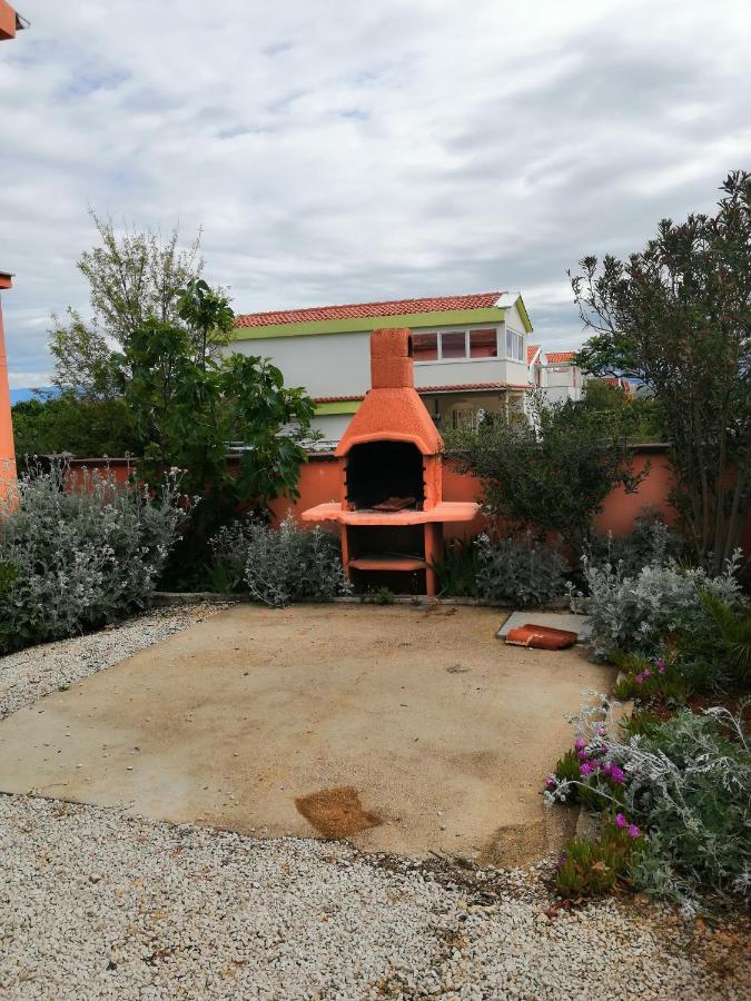 Apartmani Zdenka Vir Exterior foto