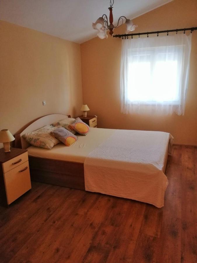 Apartmani Zdenka Vir Exterior foto